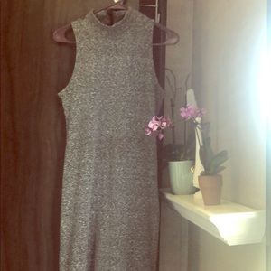 Forever 21 Gray Sleeveless Dress sz M